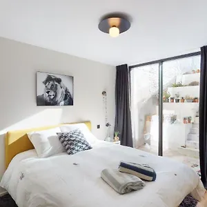 Guest house Lumineuse A